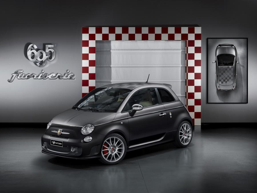  Abarth 695 Black Diamond 2013 года  (фото 1 из 2)
